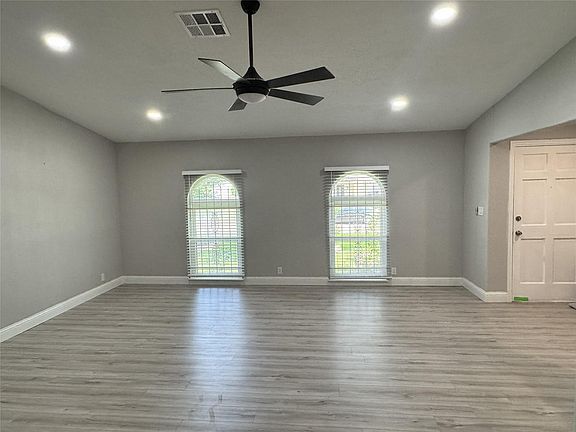 3rd image of 15455 Empanada Dr
