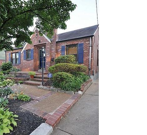 4th image of 9002 Pine Ave