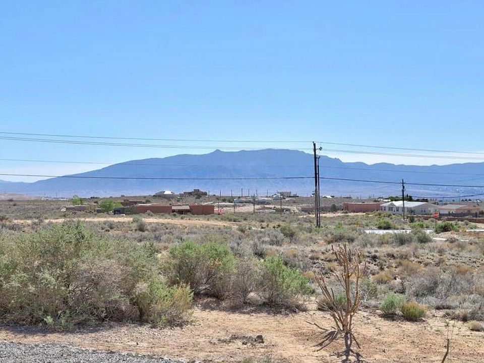 1st image of 9 Avenue NE