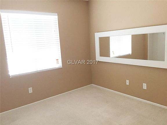 5th image of 5566 Spruce Hill Ct #0