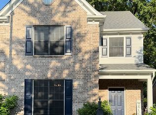 1202 Oak Creek Dr, Collierville, TN 38017