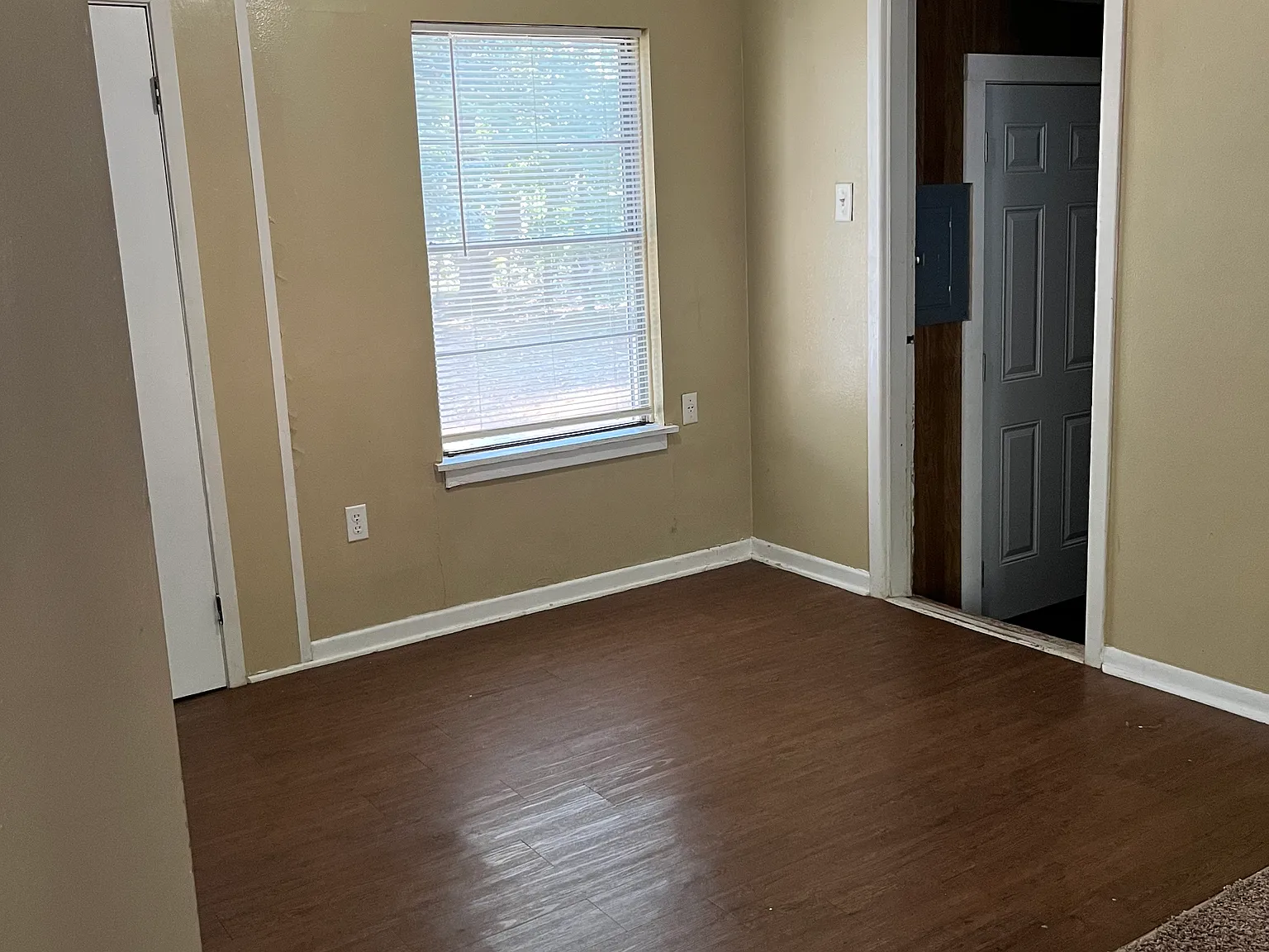3 bed, 1232 sqft, $1,350 — Photo 3