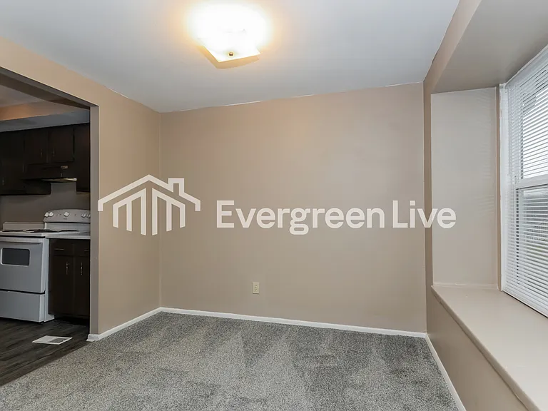 5636 Troy Villa Blvd — Photo 5