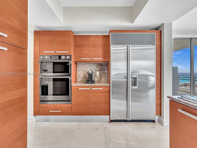 3535 S Ocean Dr #905 — Photo 28
