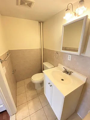 Rented by OvCo Realty | media 15