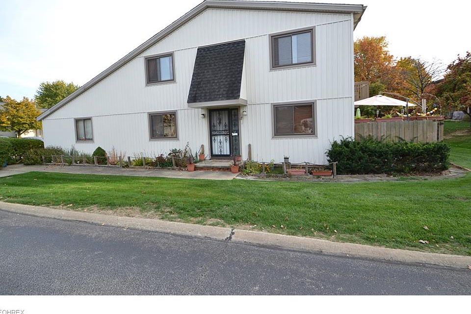 1st image of 5562 Rainier Ct #156