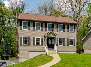 125 Debbie Dr, Drums, PA 18222