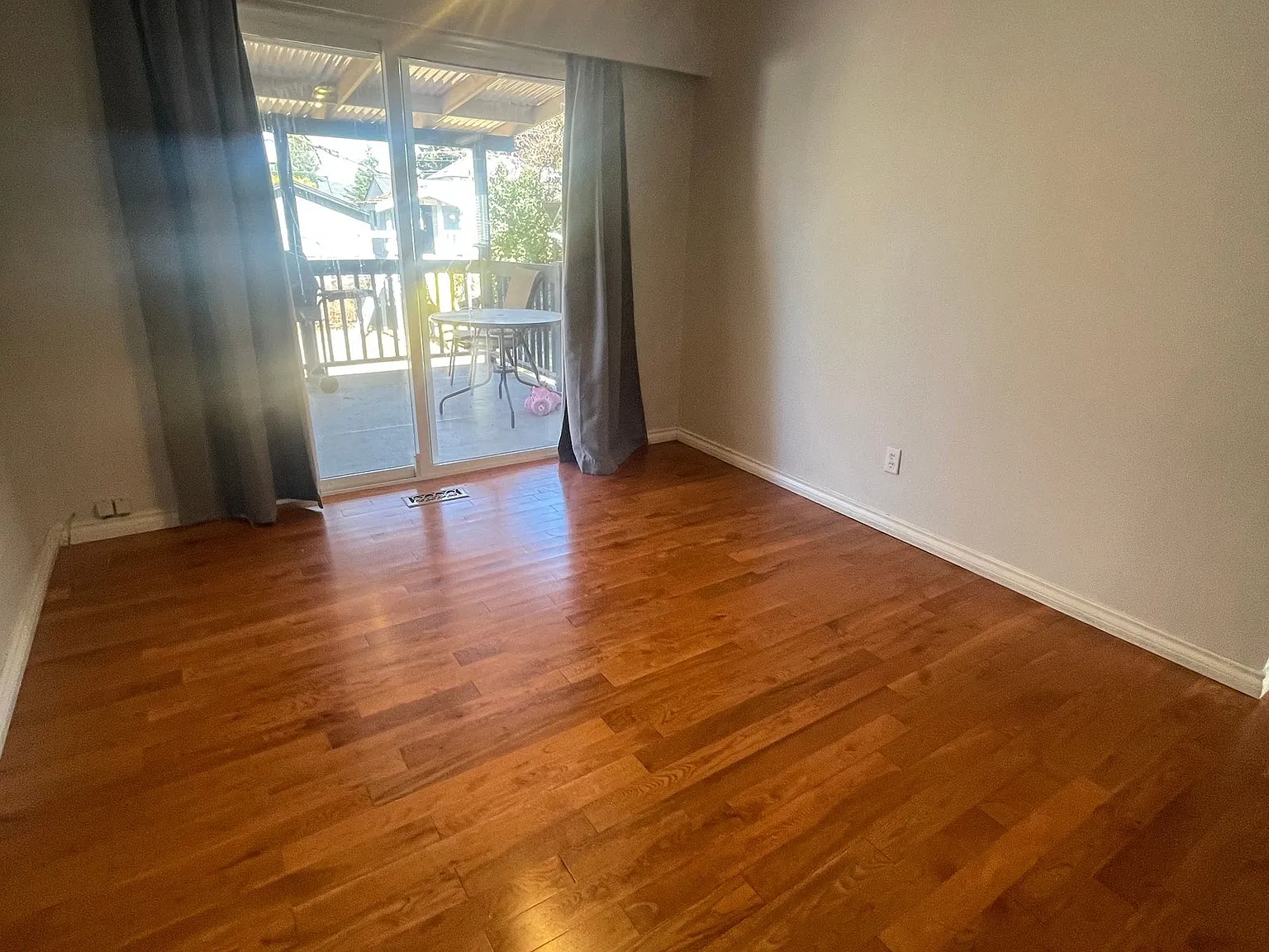 32217 Pineview Avenue Abbotsford — Photo 3
