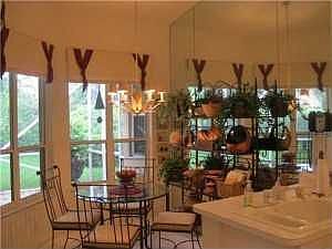 4th image of 4713 Carlton Golf Dr