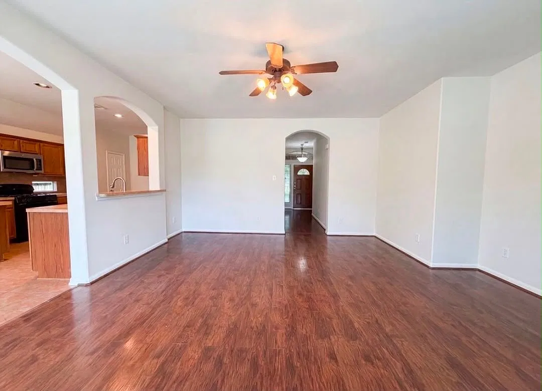 3 bed, 1734 sqft, $1,950 — Photo 3