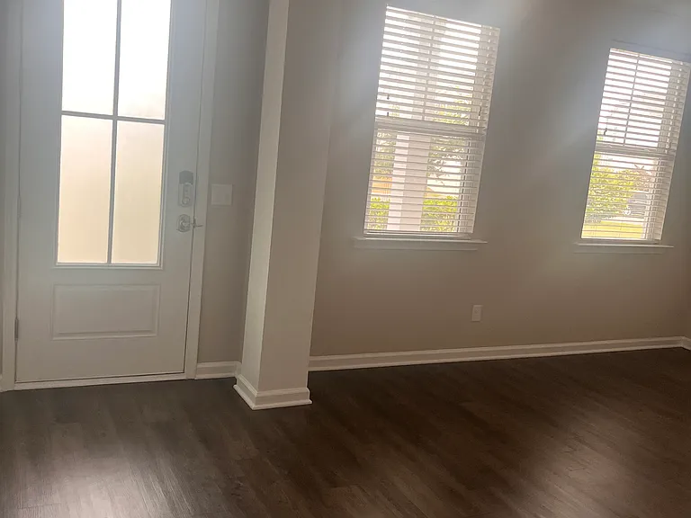 145 Palmer Pl — Photo 4
