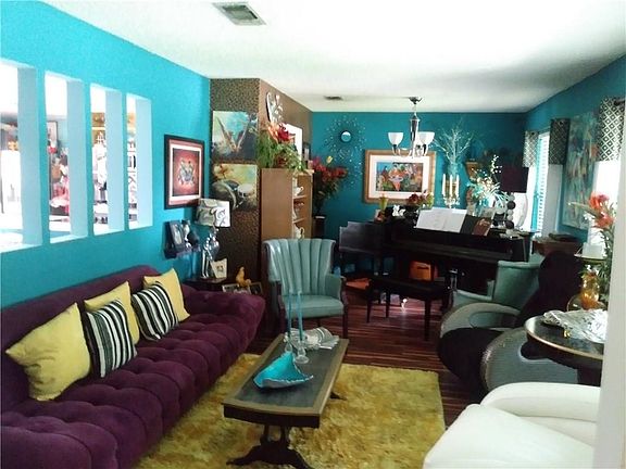 5th image of 7304 Vanessa Dr