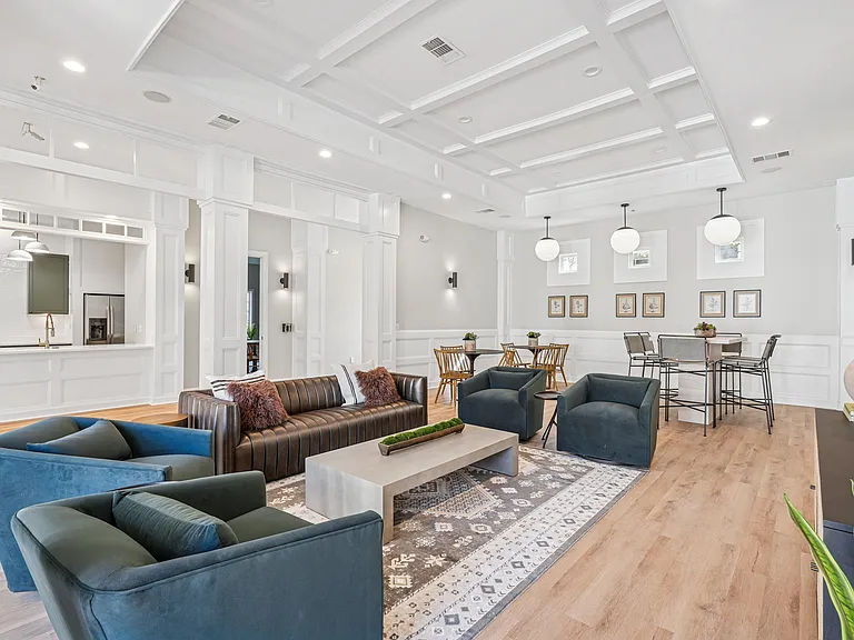 Lodge at Southpoint — Photo 15