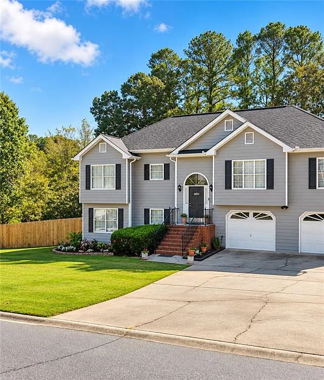 5 bed, 5.0 bath, 2839 sqft, $3,980 — Photo 3