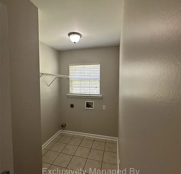 87 Manor Dr — Photo 11