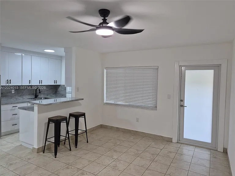 65 Washington Ave #2 — Photo 3
