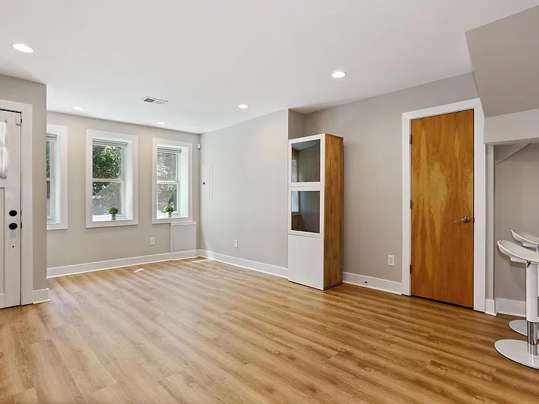 Living room/new floor