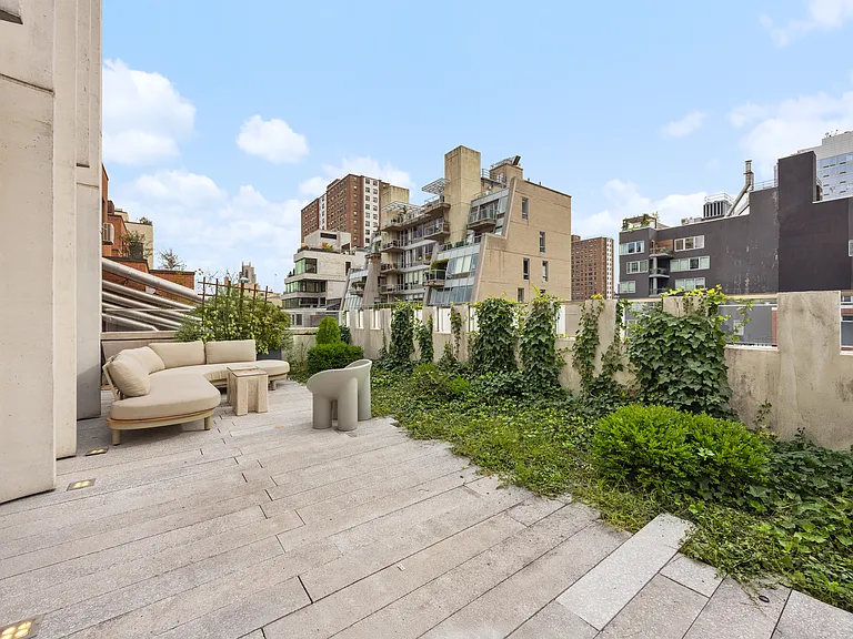 455 W 19th St #PHB — Photo 6