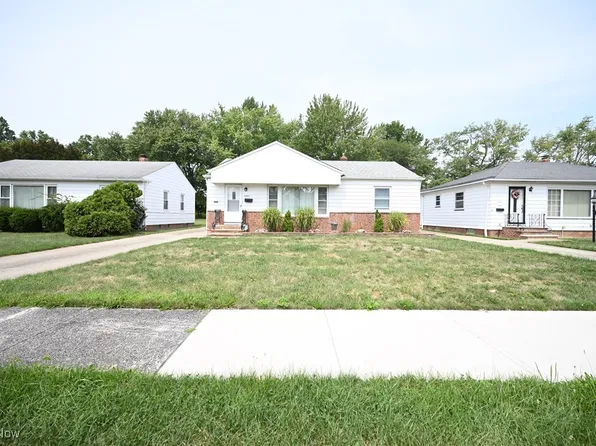 15521 Steinway Blvd, Maple Heights, OH 44137