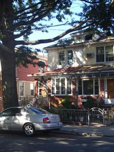544 E 52nd St, Brooklyn, NY, 11203