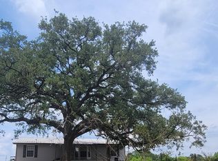 325 County Road 285, Garrison, TX 75946