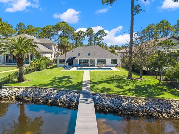 229 Crest Dr, Miramar Beach, FL 32550