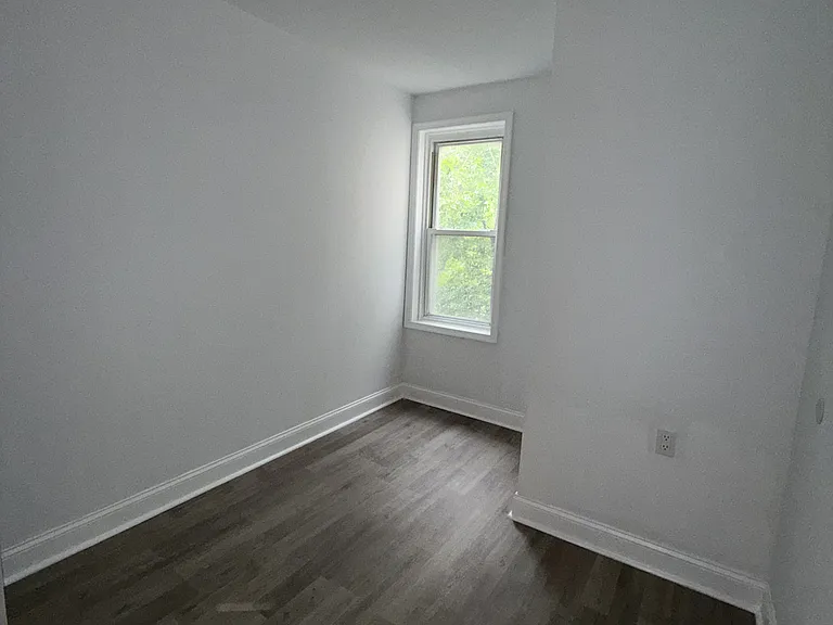 6403 Glenmore Ave #1 — Photo 14