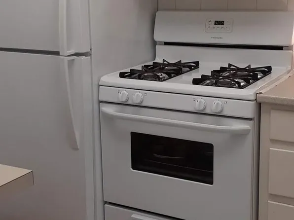 604 S Washington Sq #36-1006, Philadelphia, PA 19106