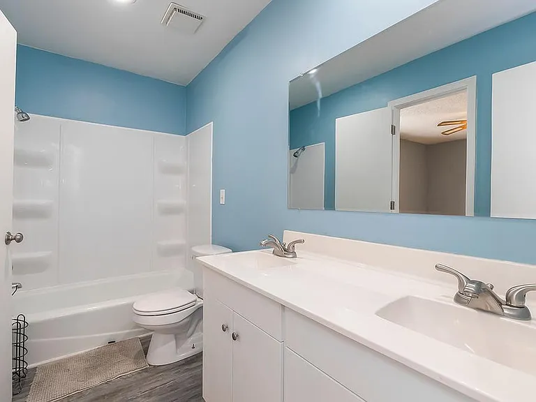 427 N Blake St — Photo 24