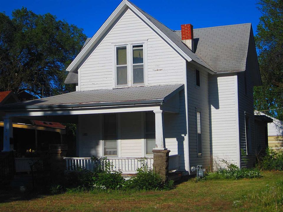 1st image of 206 Allison St