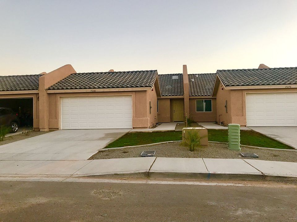 1st image of 7281 E 39th Pl