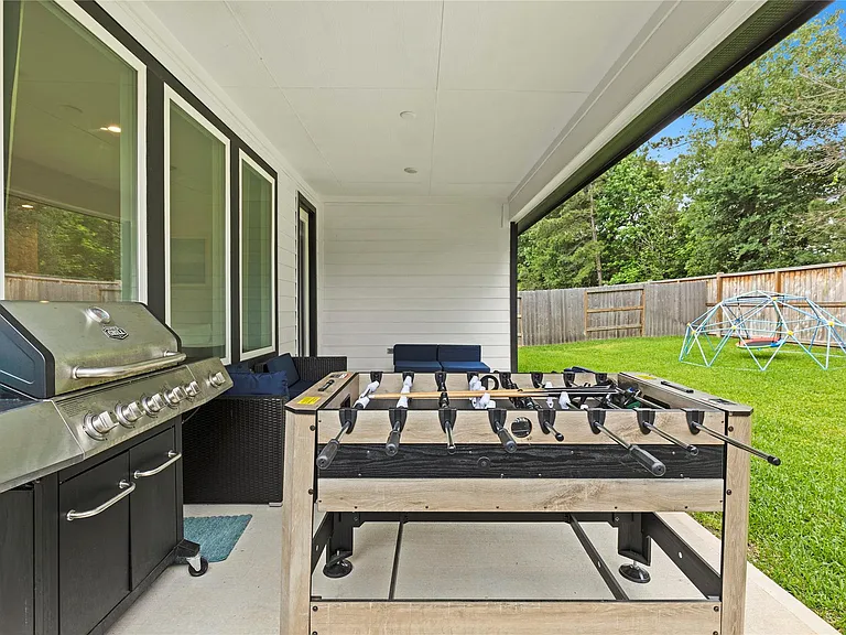 318 Springfield Terrace Dr — Photo 31