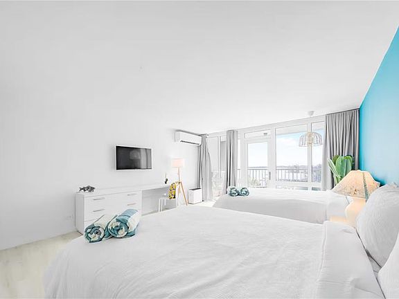 5th image of 6165 Avenue Isla Verde #659