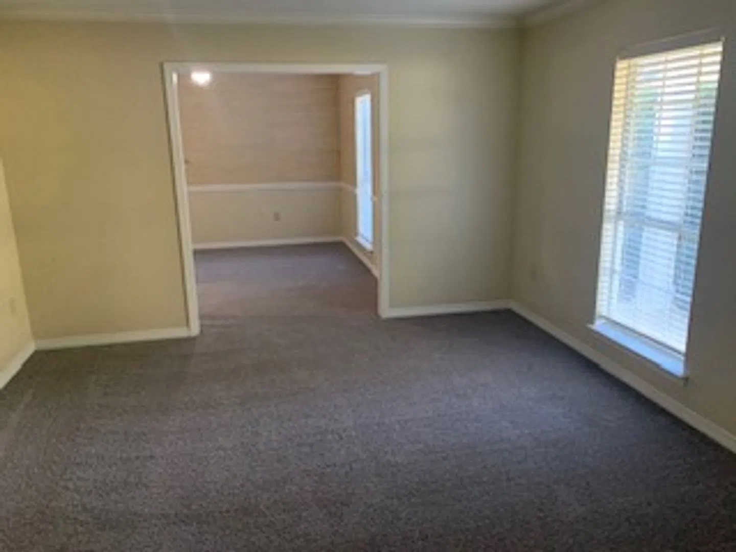 4/2 Woodbridge Subdivision — Photo 3