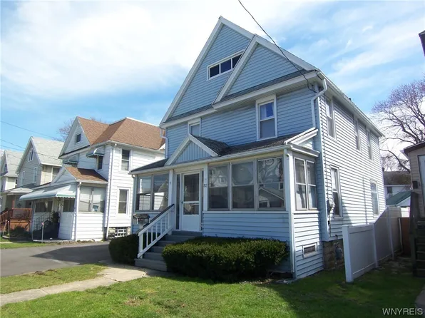 52 Montclair Ave, Batavia, NY 14020