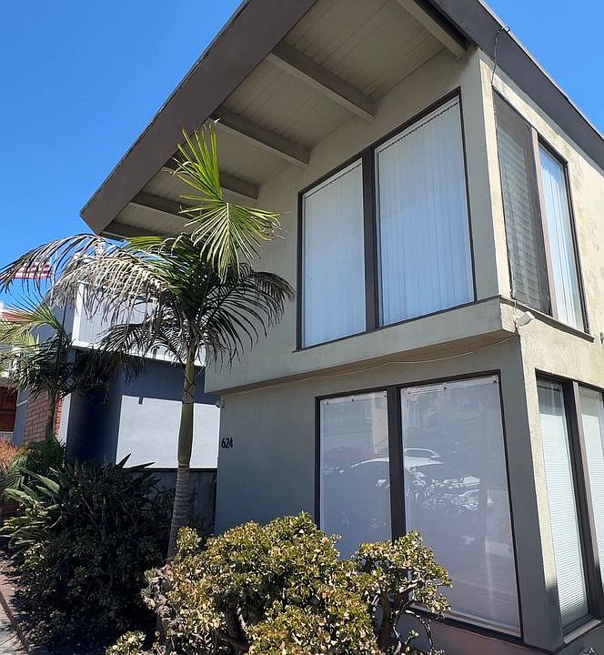 1st image of 624 Manhattan Beach Blvd