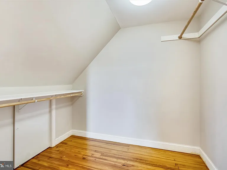 10202 Frederick Ave — Photo 31