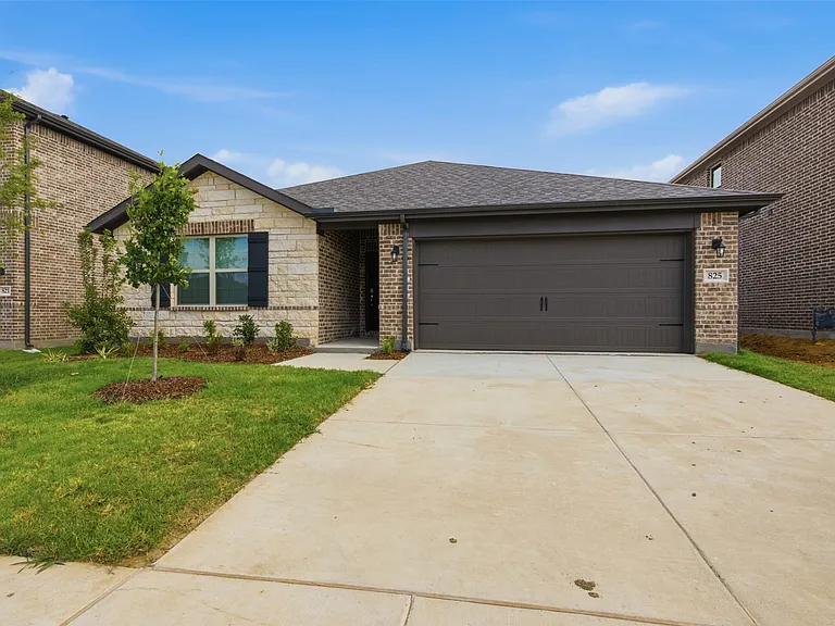 825 Birdie Dr — Photo 4