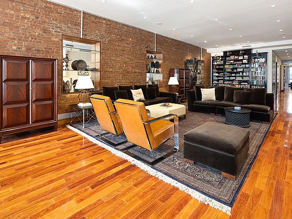 4th image of 50 Bond St #2