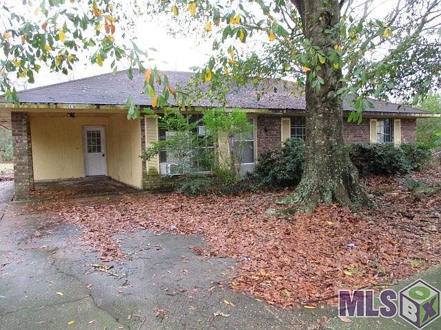 1st image of 4907 Sprucewood Ct