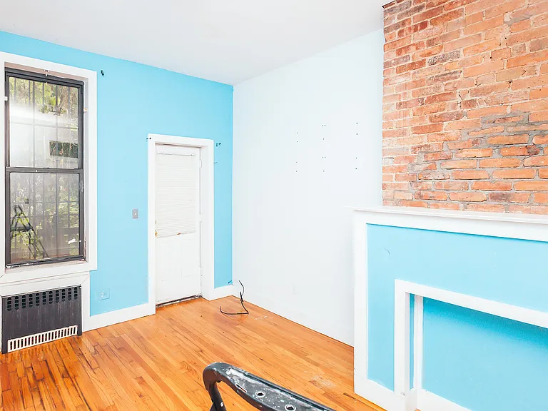253 Stockholm St #1A — Photo 5