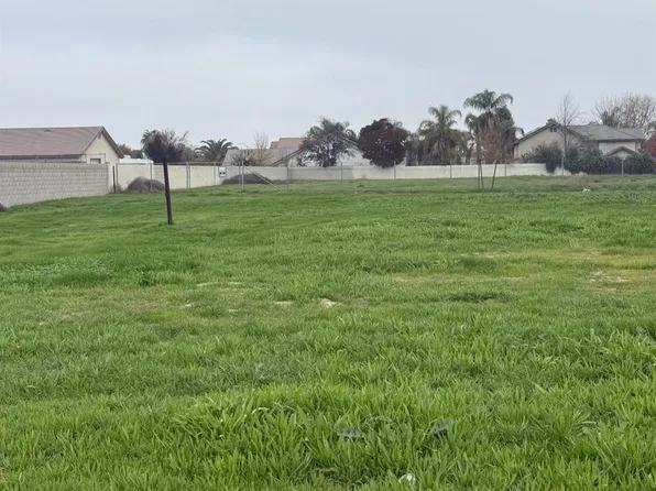 7418 Wible Rd, Bakersfield, CA 93313