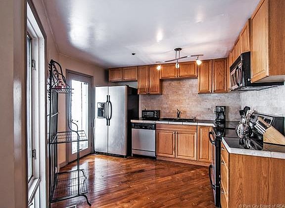 2nd image of 625 Deer Valley Dr #B-3