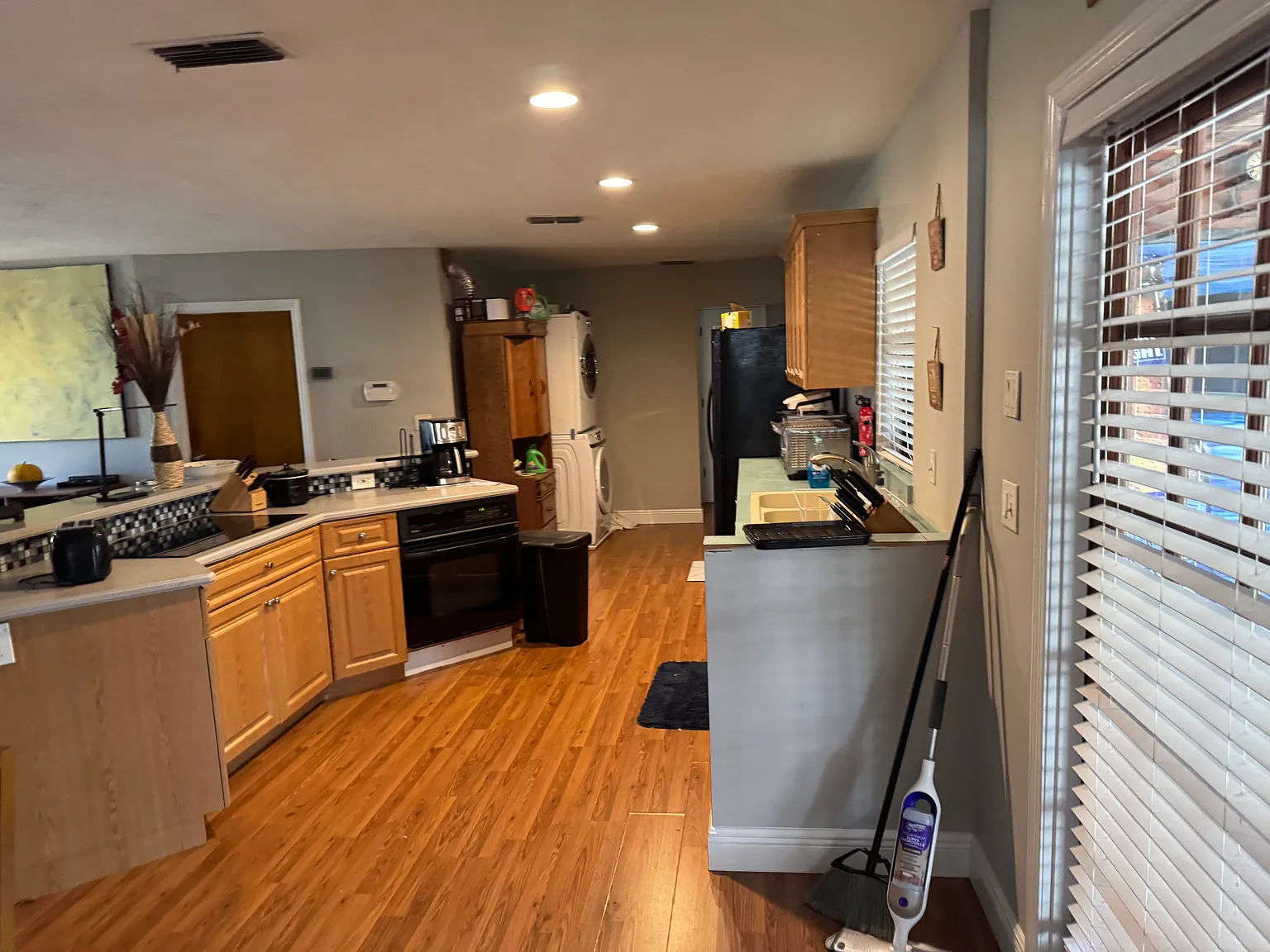 Studio, 450 sqft, $1,495 — Photo 3