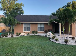 1512 Windmill Pointe Rd, Palm Harbor, FL 34685