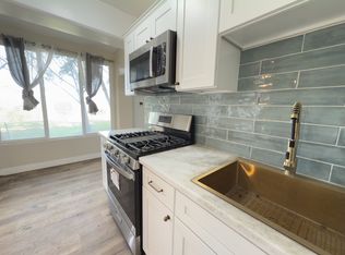 5304 Grassy Trail Dr #5302, Riverside, CA 92504