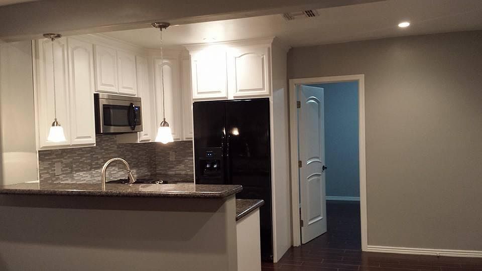 2nd image of 1022 N 18th St #2