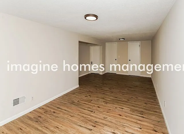 109 105th Ave NE — Photo 11