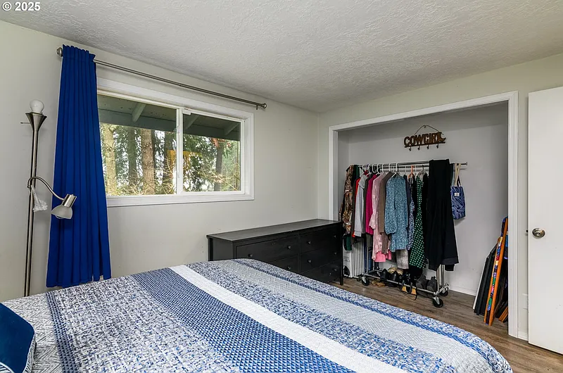 Thumbnail 16