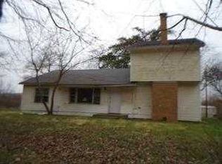 470 Rr 2, Mc Leansboro, IL 62859